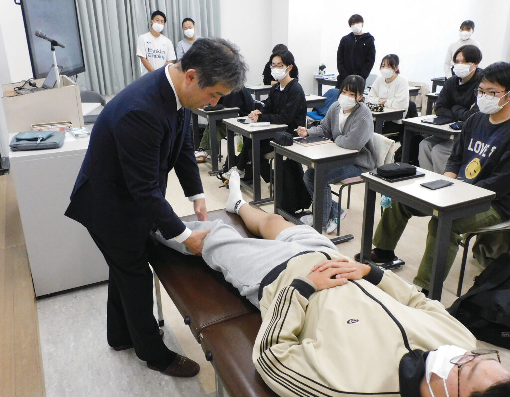 スポーツ医学で有名な小川宗宏教授による講義が実施されました